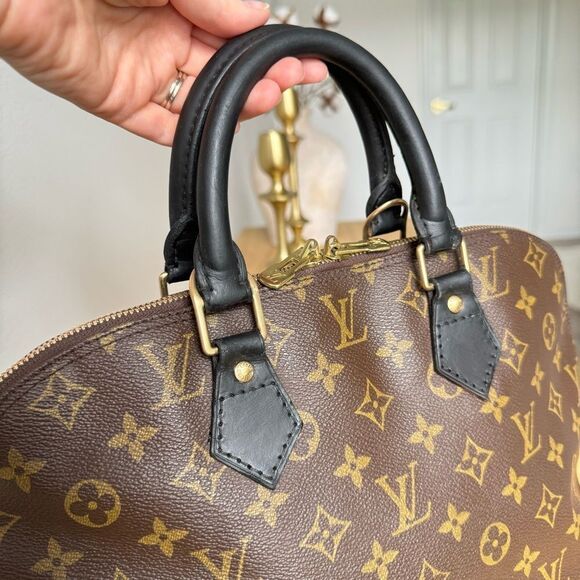 ✅AUTHENTIC✅LOUIS VUITTON ALMA PM - Picture 10 of 15